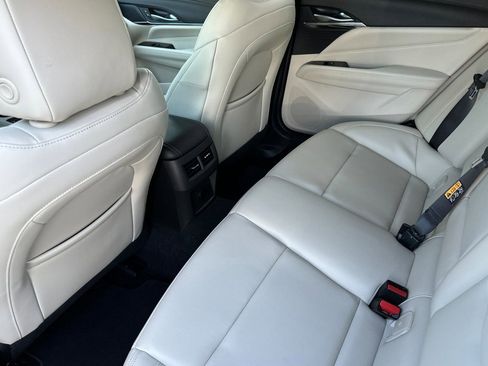 Used 2024 Cadillac CT4 Luxury image 13