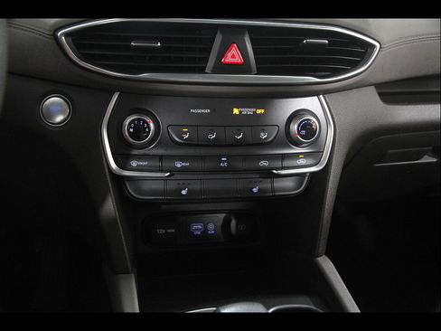 Used 2019 Hyundai Santa Fe SEL AWD/4WD image 13