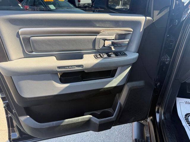Used 2019 RAM 1500 Warlock AWD/4WD image 19