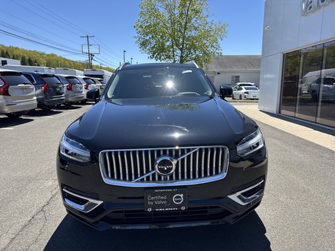Used 2024 Volvo XC90 T8 Ultimate w/ Protection Package Premier AWD/4WD image 2