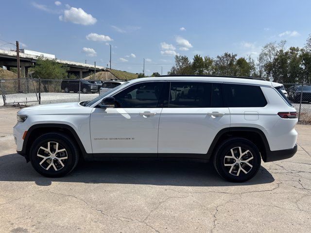 Used 2025 Jeep Grand Cherokee L Limited AWD/4WD image 9