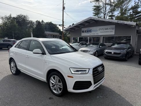 Used 2018 Audi Q3 2.0T Premium Plus w/ Premium Plus Package AWD/4WD image 17