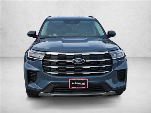 New 2025 Ford Explorer Active image 8