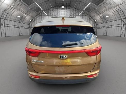 Used 2017 Kia Sportage LX AWD/4WD image 5