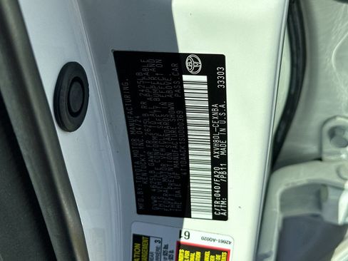 Used 2025 Toyota Camry LE FWD image 26