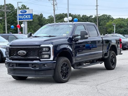 Certified 2025 Ford F250 XLT w/ Black Appearance Package AWD/4WD image 3