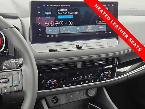 Used 2025 Nissan Rogue SL FWD image 16