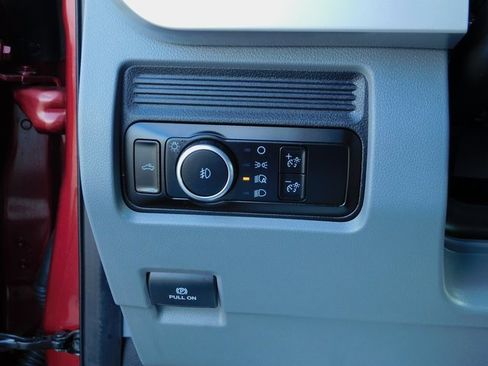 Used 2025 Ford F350 XLT image 32