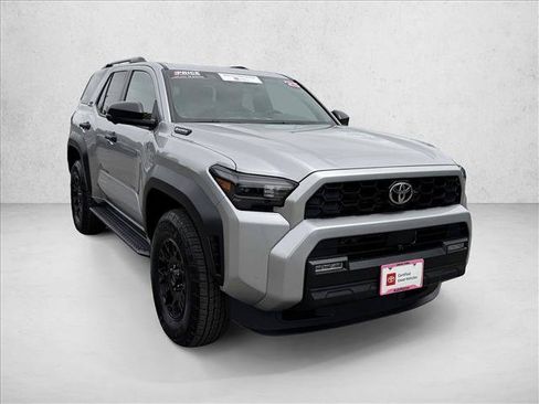 Certified 2025 Toyota 4Runner TRD Off-Road Premium AWD/4WD image 3