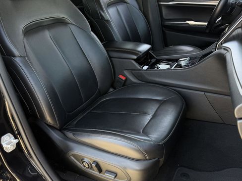 Used 2022 Jeep Grand Cherokee Limited image 22