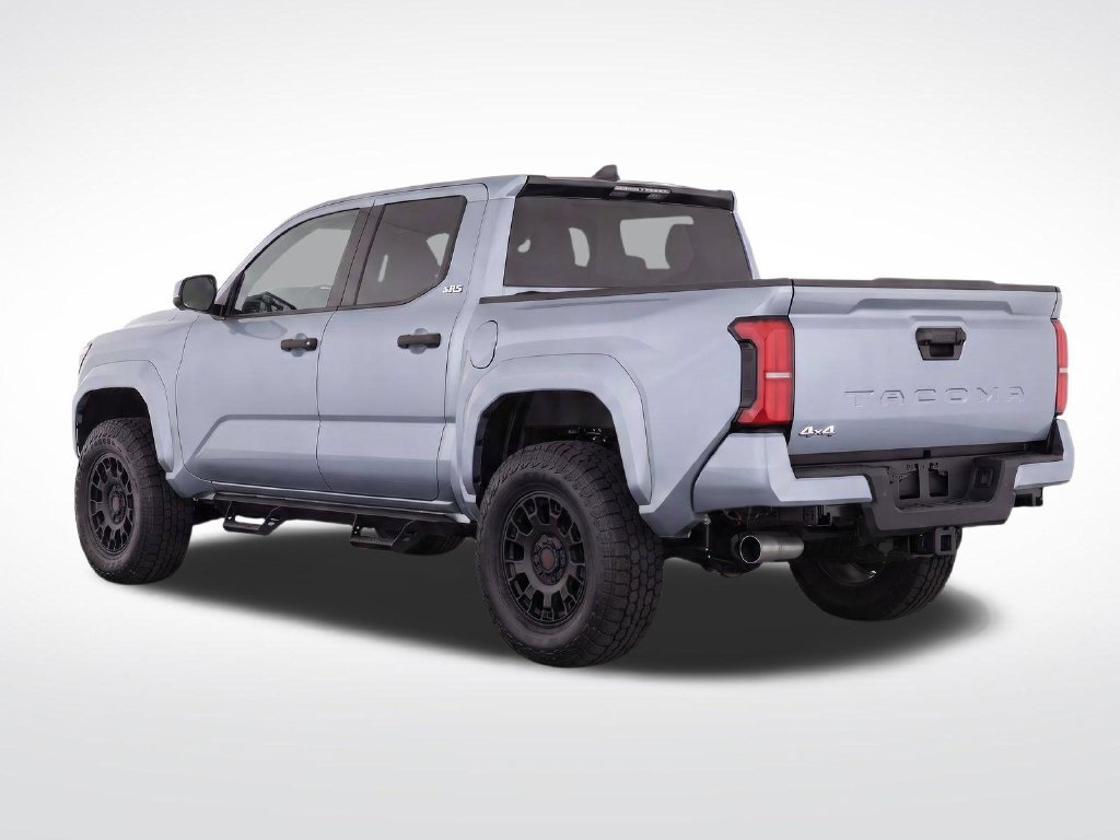 Used 2026 Toyota Tacoma SR5 AWD/4WD image 4