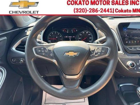 Used 2025 Chevrolet Malibu LT FWD image 24