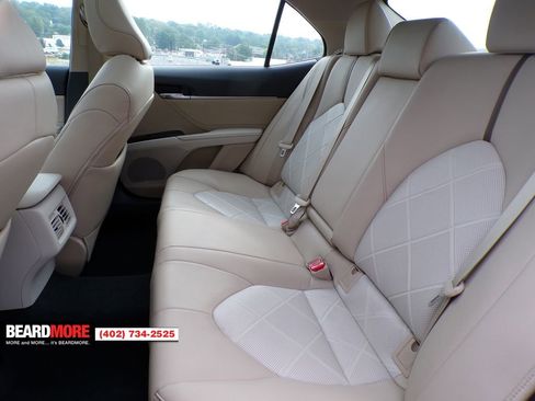 Used 2018 Toyota Camry XSE image 29