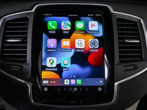 Certified 2023 Volvo XC90 B5 Core image 18