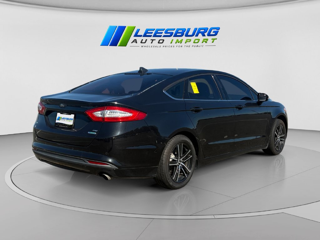 Used 2014 Ford Fusion SE FWD image 5