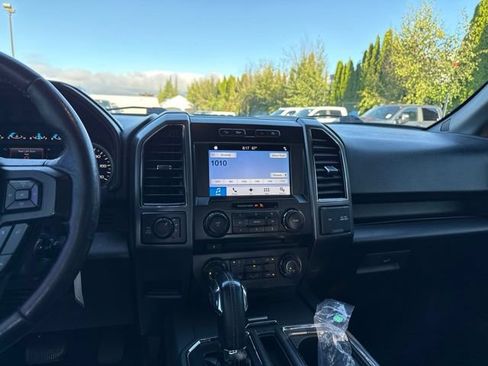 Used 2017 Ford F150 XLT AWD/4WD image 20
