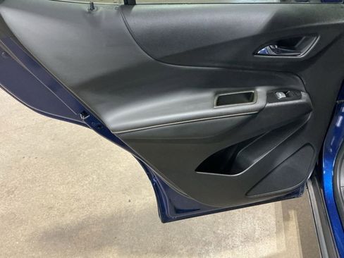 Used 2023 Chevrolet Equinox Premier image 23