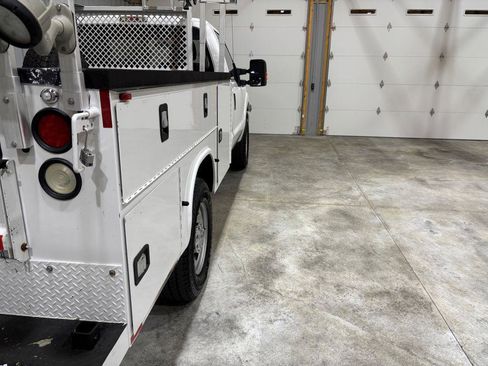 Used 2016 Ford F350 XL w/ Power Equipment Group image 10
