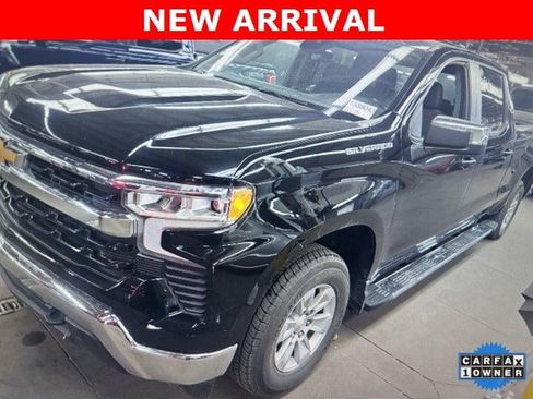 Used 2024 Chevrolet Silverado 1500 LT w/ Protection Package image 2