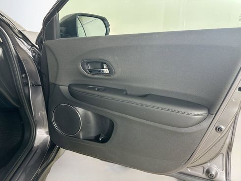 Used 2020 Honda HR-V EX image 46