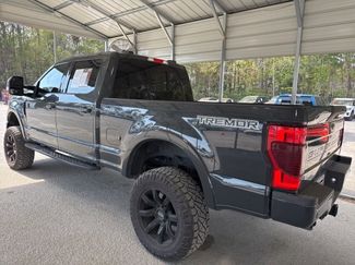 Used 2021 Ford F250 Lariat video 3