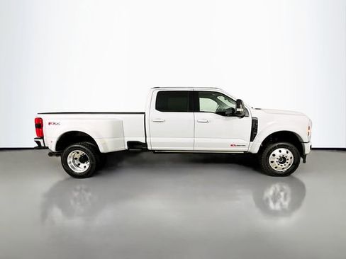 New 2026 Ford F450 Platinum w/ FX4 Off-Road Package image 8