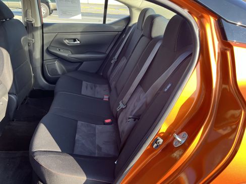 Used 2022 Nissan Sentra SR image 12