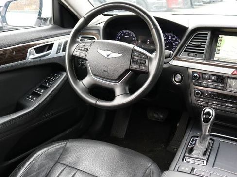 Used 2016 Hyundai Genesis 3.8 w/ Option Group 02 image 16