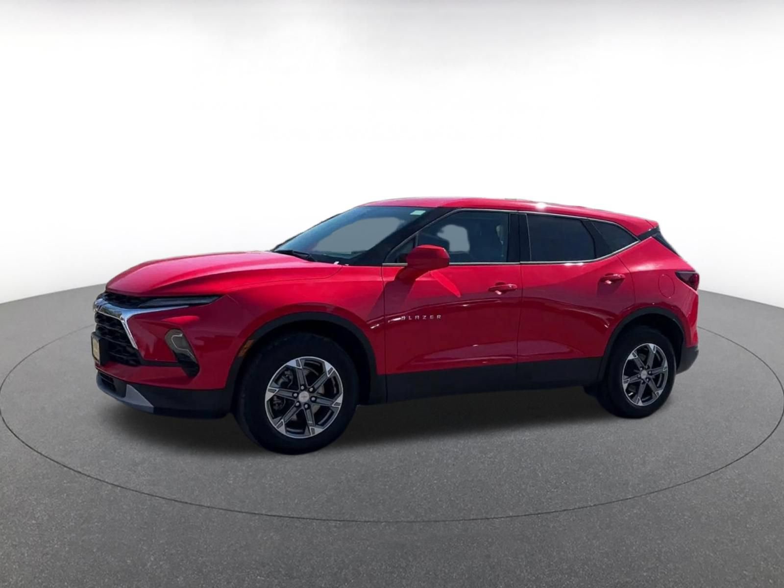 Used 2026 Chevrolet Blazer LT AWD/4WD image 7
