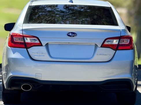 Used 2018 Subaru Legacy 2.5i Limited w/ Popular Package #2A image 5