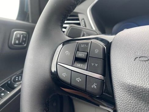 Used 2024 Ford Escape Platinum w/ Premium Technology Package AWD/4WD image 35