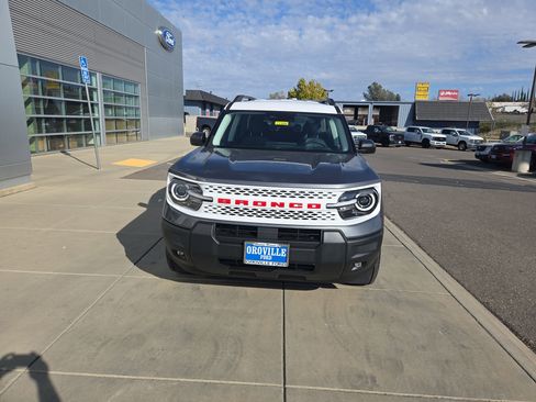 New 2025 Ford Bronco Sport Heritage w/ Convenience Package image 8