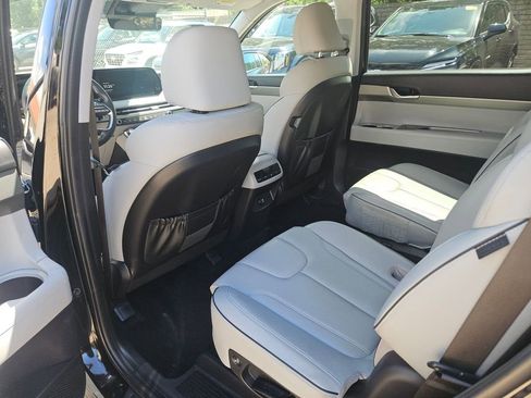 Used 2025 Hyundai Palisade SEL AWD/4WD image 28