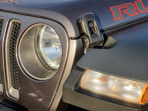 Used 2022 Jeep Wrangler Unlimited Rubicon w/ Xtreme Recon 35" Tire Package image 8