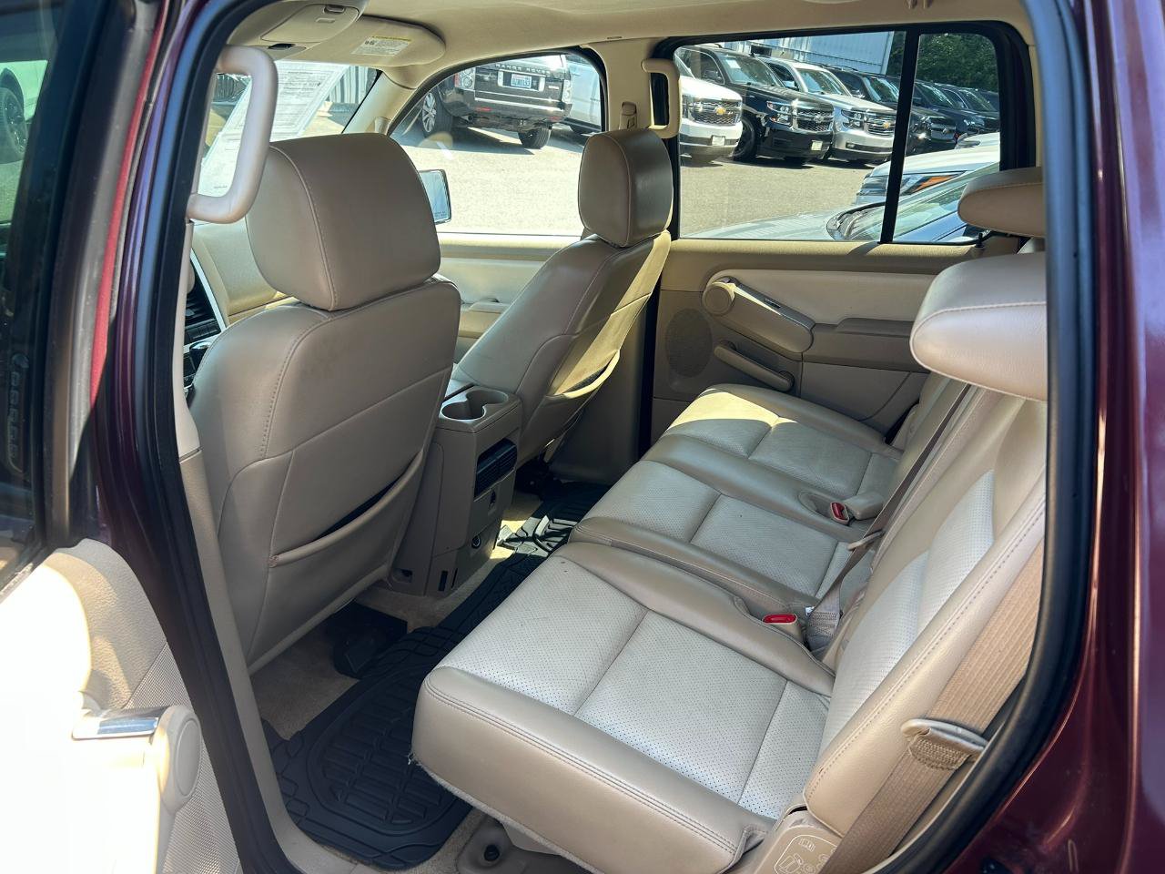 Used 2007 Mercury Mountaineer AWD image 12
