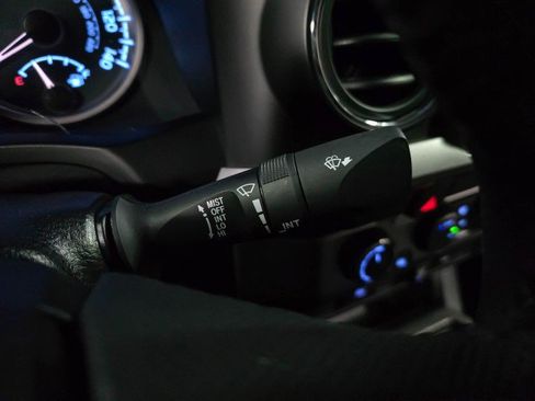 Used 2021 Toyota Tacoma SR5 w/ Blackout Package (TMS) image 23