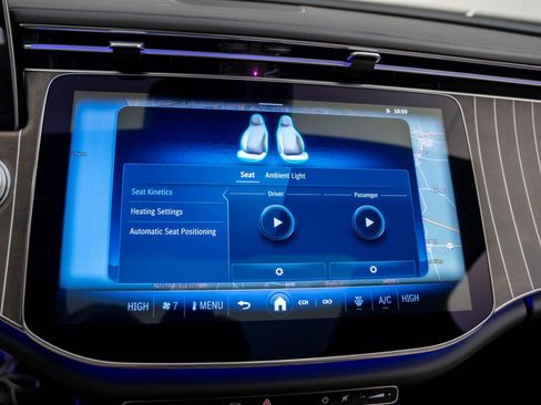 Used 2025 Mercedes-Benz E 350 4MATIC Sedan w/ Winter Package image 27