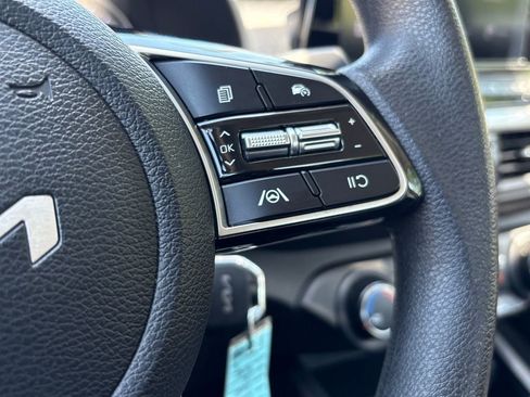 Used 2024 Kia Forte LXS FWD image 13