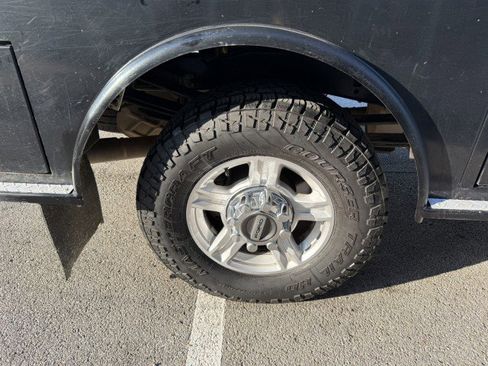 Used 2022 Ford F250 XL w/ Power Equipment Group image 14