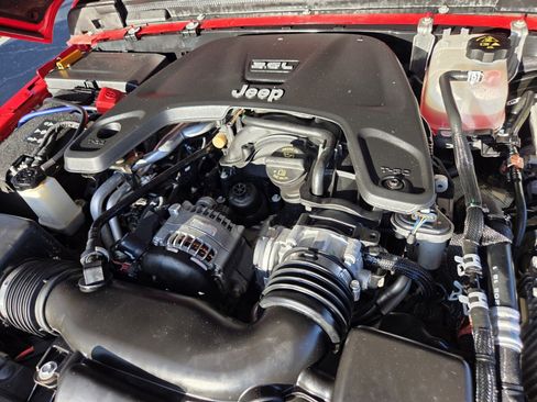 Used 2020 Jeep Gladiator Overland image 27