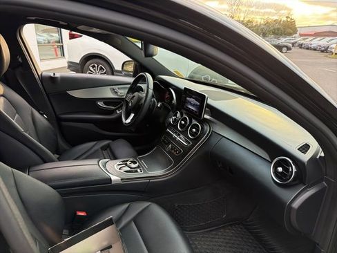 Used 2018 Mercedes-Benz C 300 4MATIC Sedan image 13