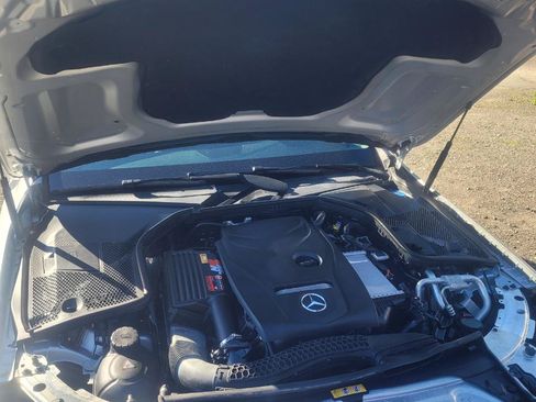 Used 2017 Mercedes-Benz C 300 4MATIC Sedan image 31