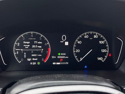 Certified 2025 Honda Pilot Touring image 12