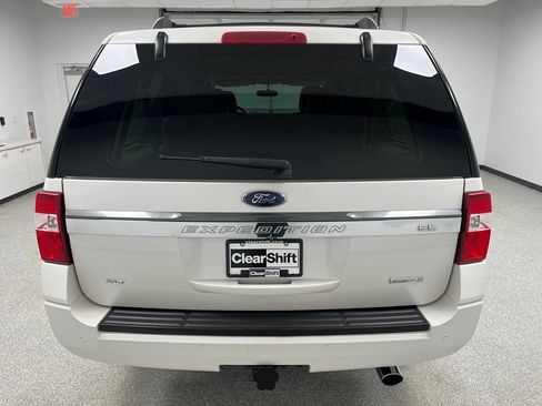 Used 2017 Ford Expedition EL XLT w/ Equipment Group 202A AWD/4WD image 9