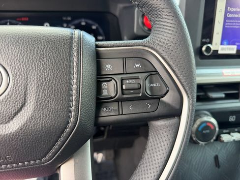 Used 2026 Toyota Tacoma TRD Off-Road AWD/4WD image 19