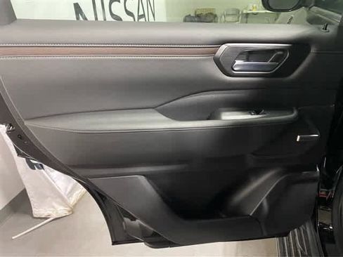 New 2025 Nissan Armada SL w/ Captain's Chari Seat Package image 24