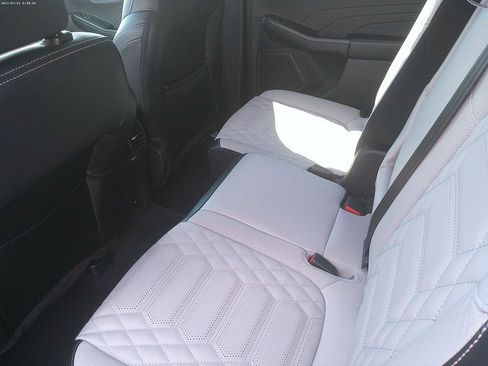 Used 2023 Ford Escape Platinum w/ Premium Technology Package image 16