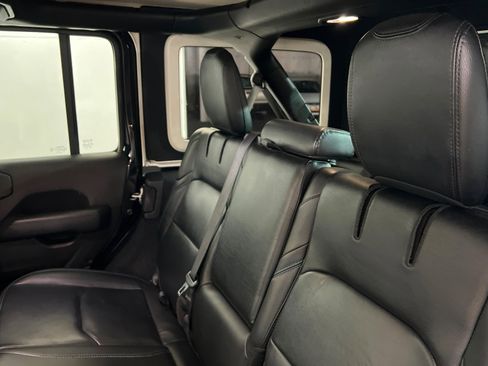 Used 2021 Jeep Wrangler Unlimited Rubicon 4xe w/ Steel Bumper Group image 20