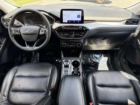 Used 2022 Ford Escape SEL FWD image 18