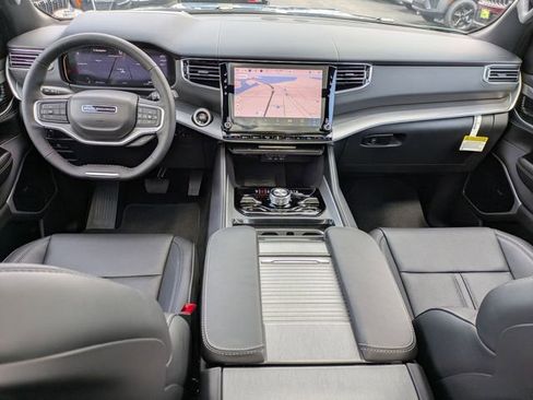 New 2026 Jeep Grand Wagoneer L Limited AWD/4WD image 25